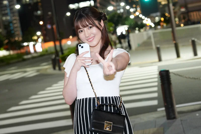 素人_小鈴みかんの無料エロ動画のサンプル画像